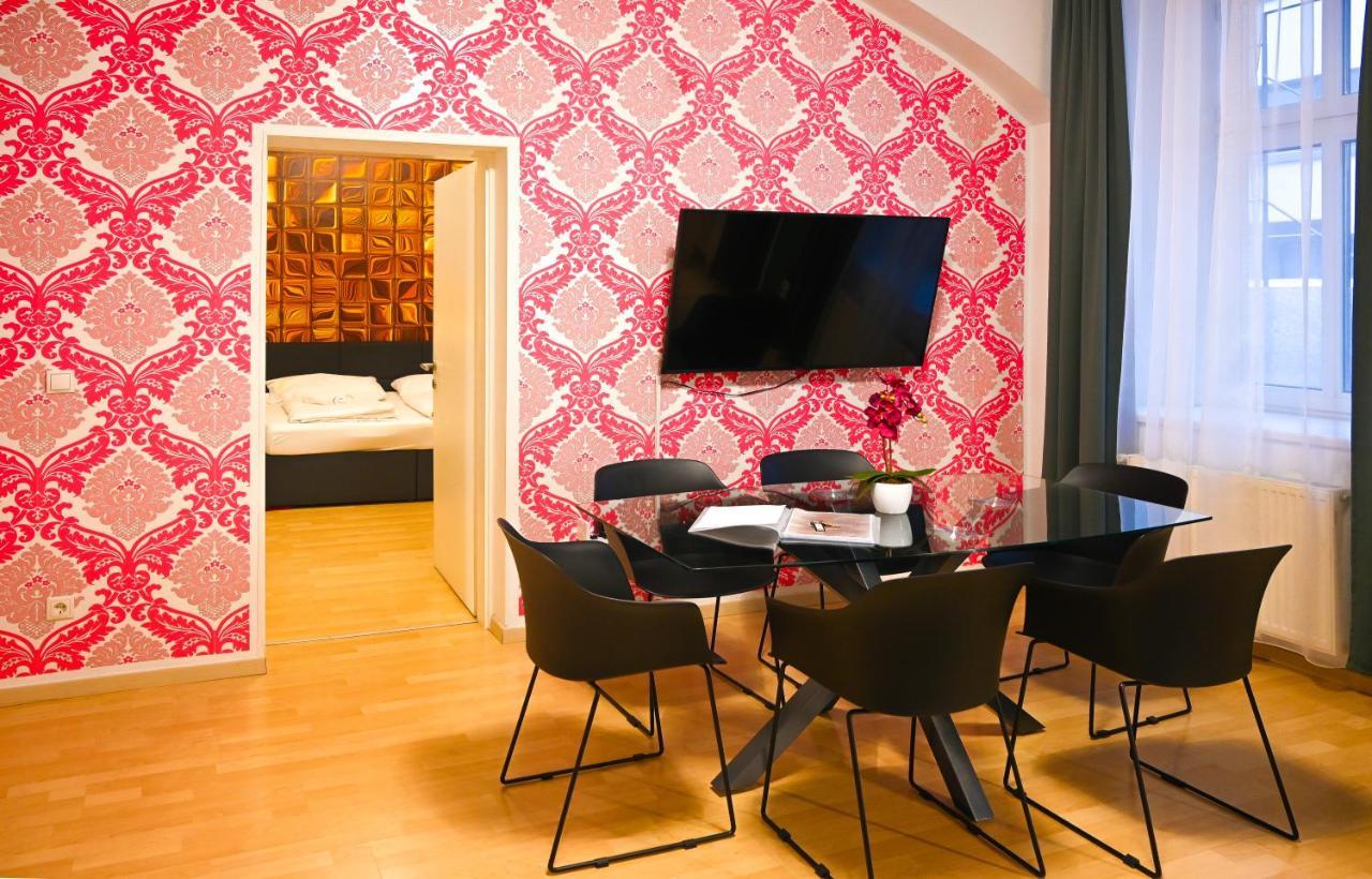 Amazing Suite Altes AKH Vienna Esterno foto