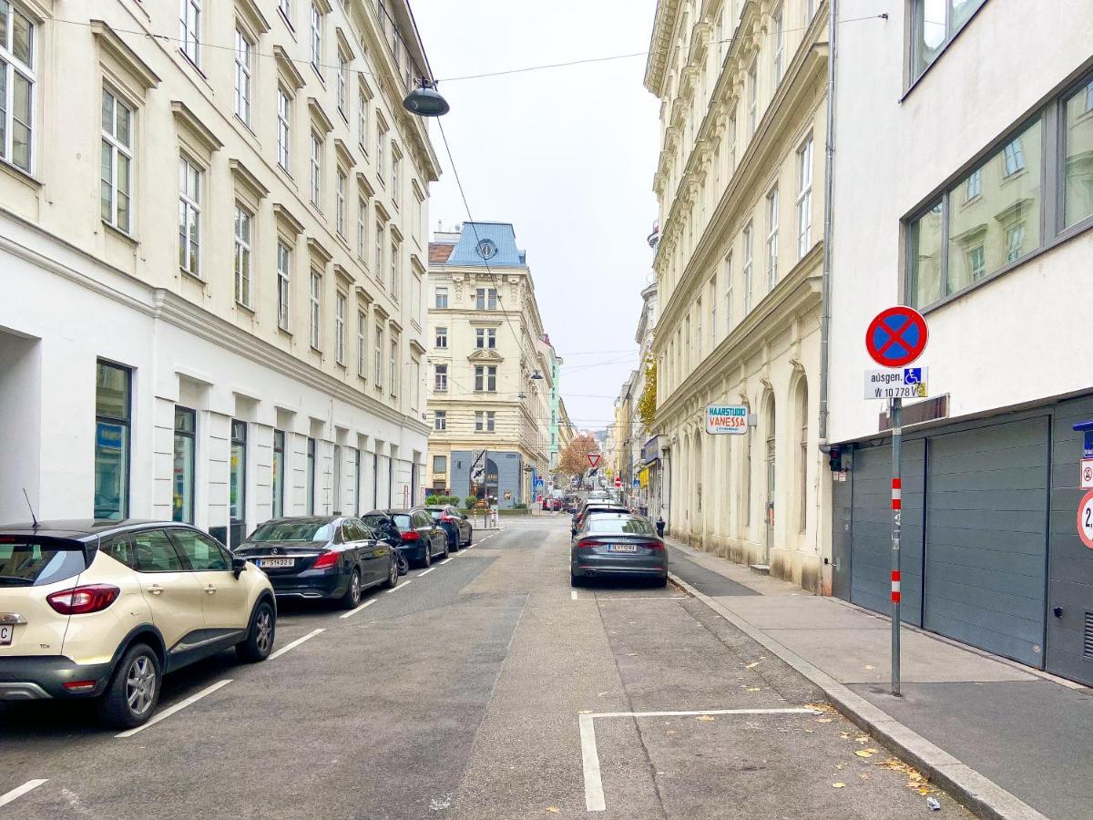 Amazing Suite Altes AKH Vienna Esterno foto
